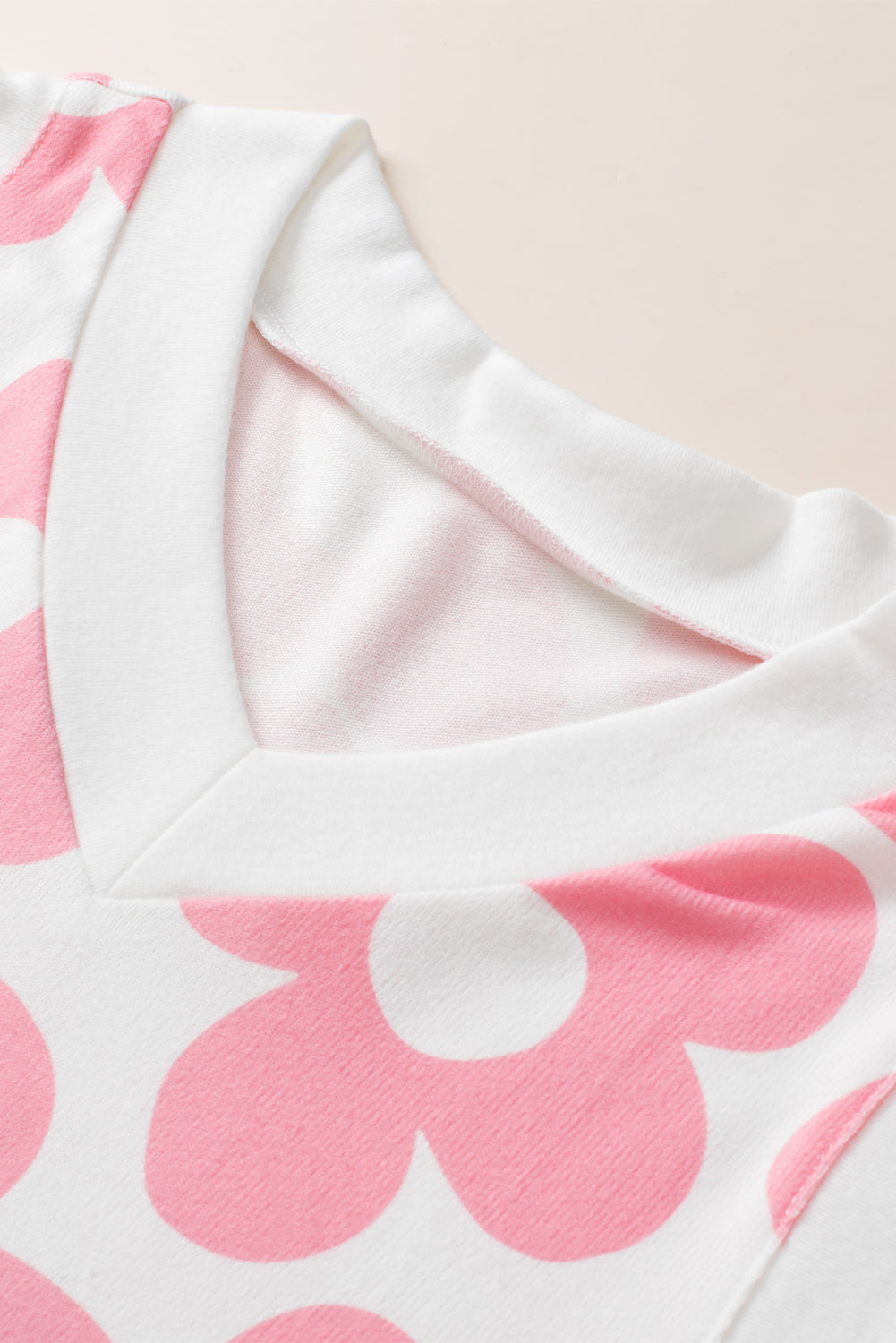 Roze schattige bloem gebreide tanktop met V-hals