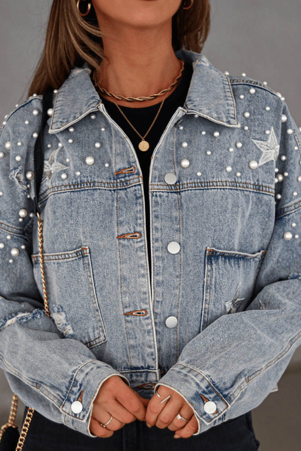 Zwarte distressed pearls ster cropped denim jack