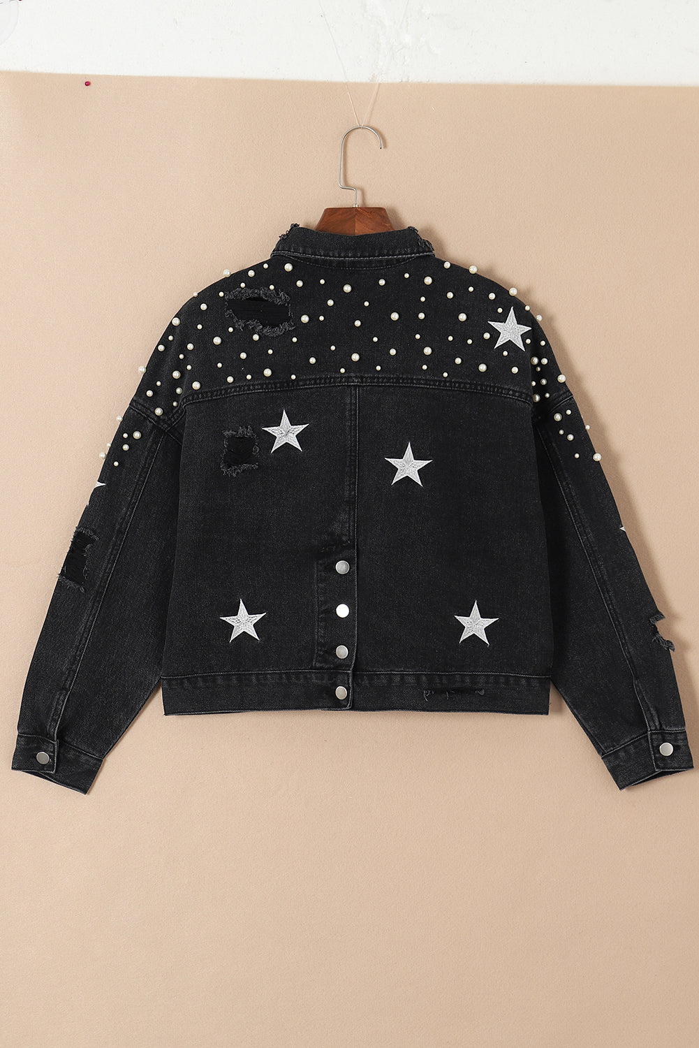 Zwarte distressed pearls ster cropped denim jack