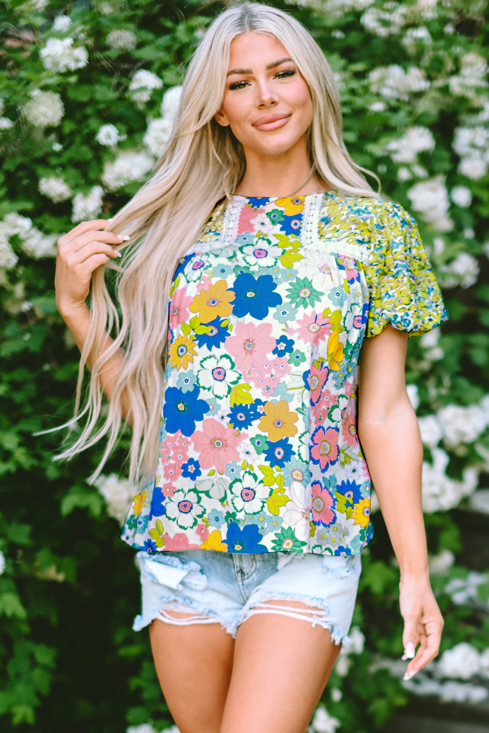 Rozerode bubbelmouw kantversiering bloemenmix blouse