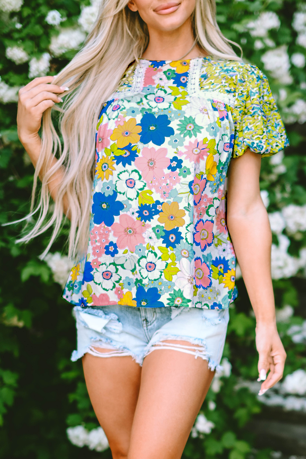 Rozerode bubbelmouw kantversiering bloemenmix blouse