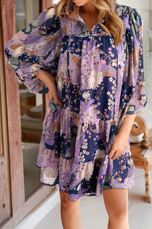 Robe courte à volants et manches bouffantes à motif floral marguerite vintage violet