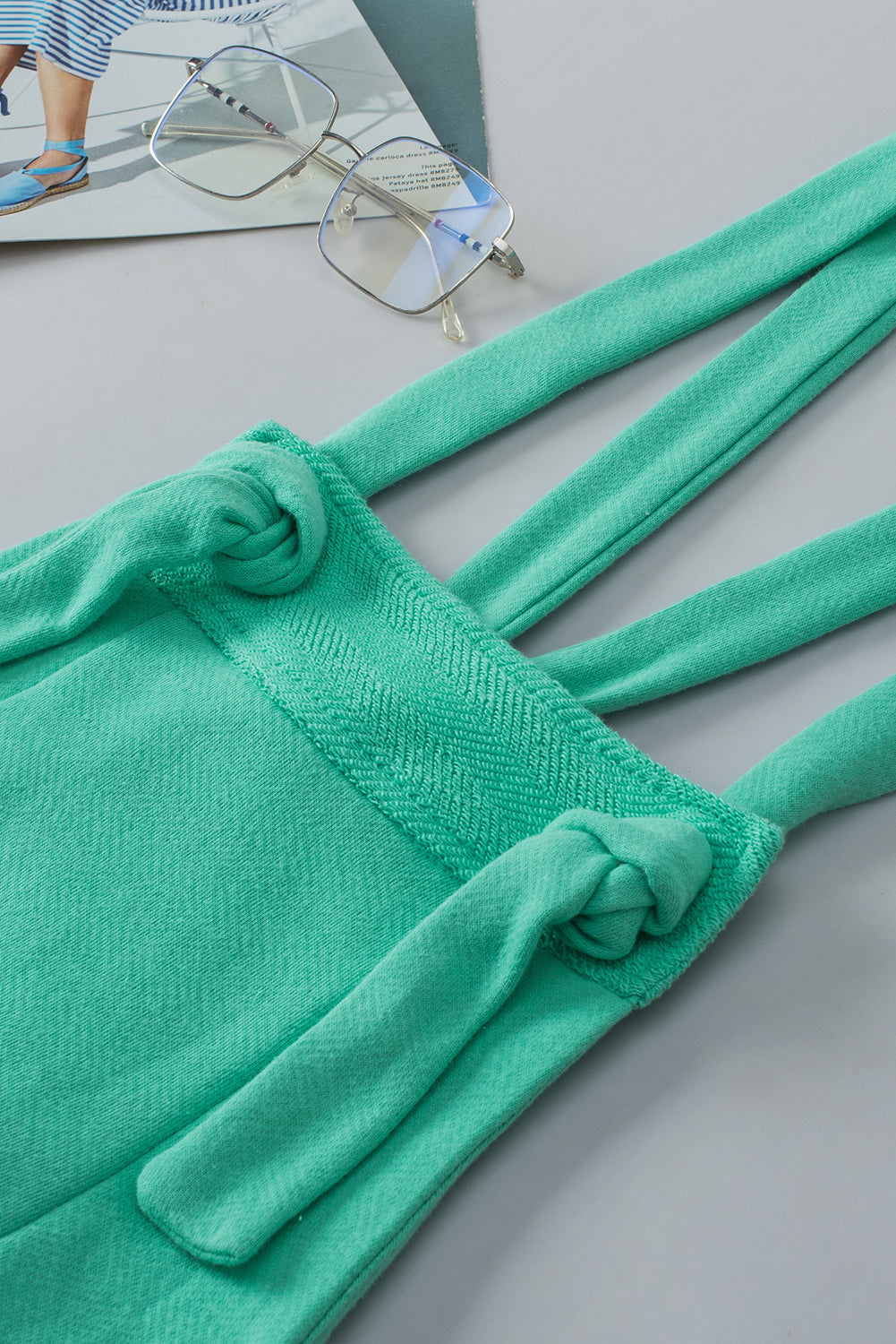 Mintgroene geknoopte bandjes French Terry Romper