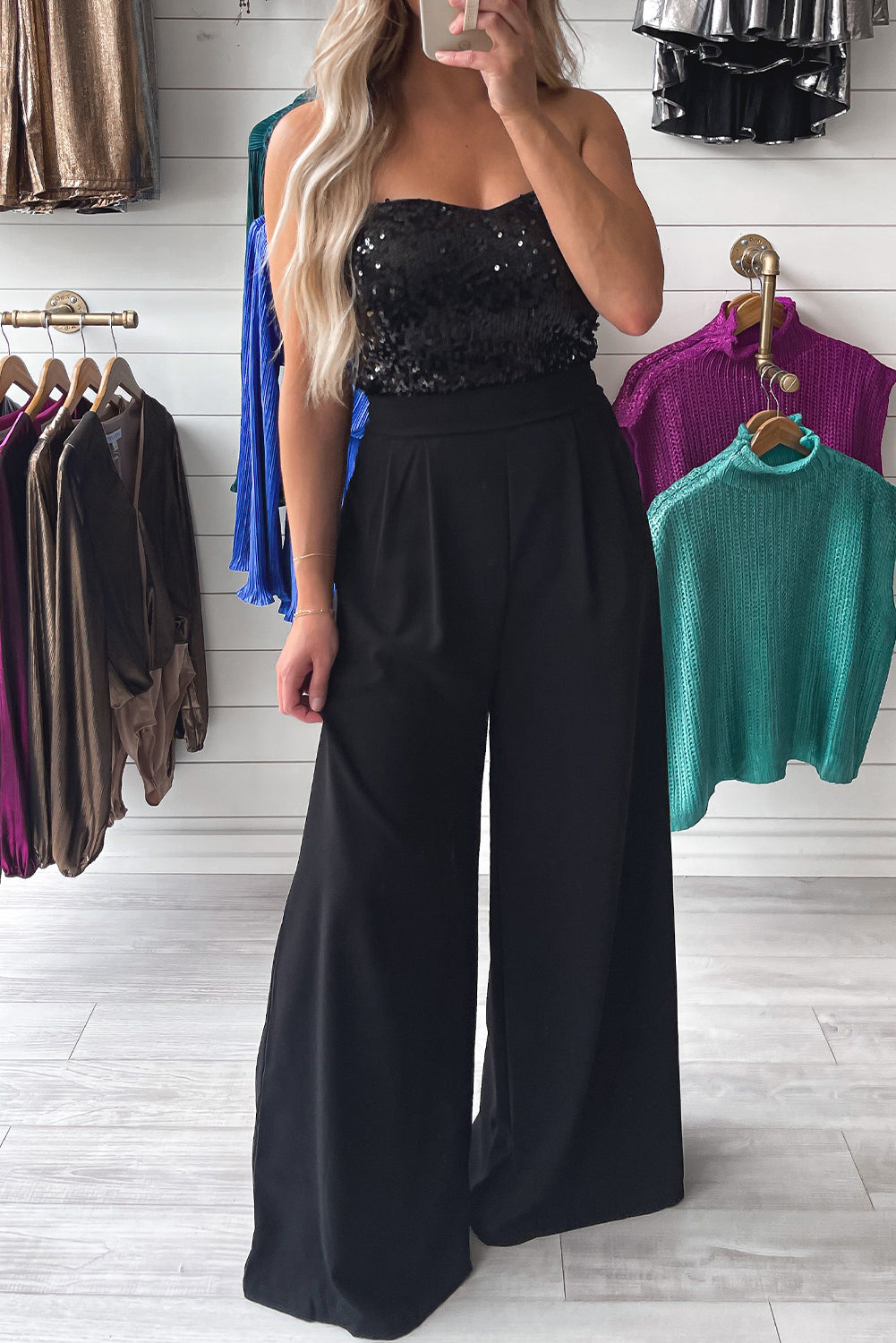 Zwarte jumpsuit met wijde pijpen en pailletten