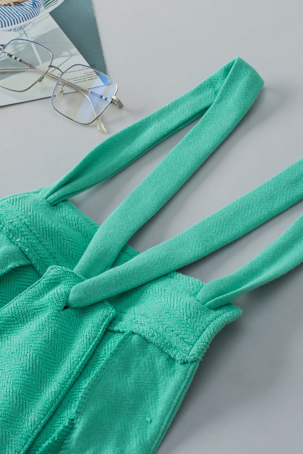 Mintgroene geknoopte bandjes French Terry Romper