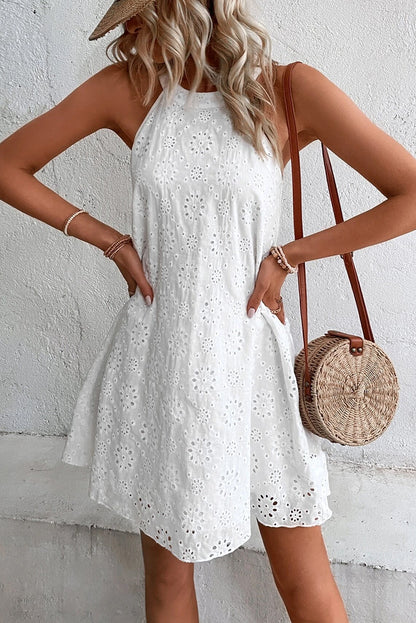 Witte Boho Halter Halter Mouwloze Jurk met Oogjespatroon