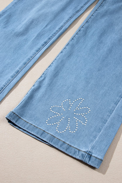 Lichtblauwe bloemen strass decor high rise wijde pijp jeans