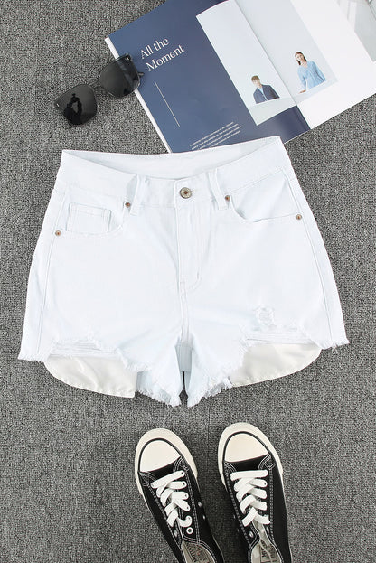 Witte versleten gerafelde denim shorts