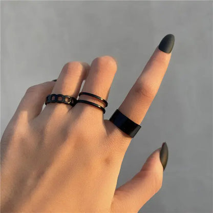 Party Black Ring Set