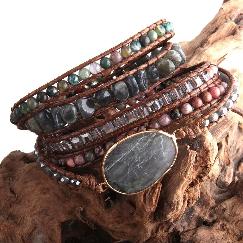 Boheemse natuurstenen bedelarmband