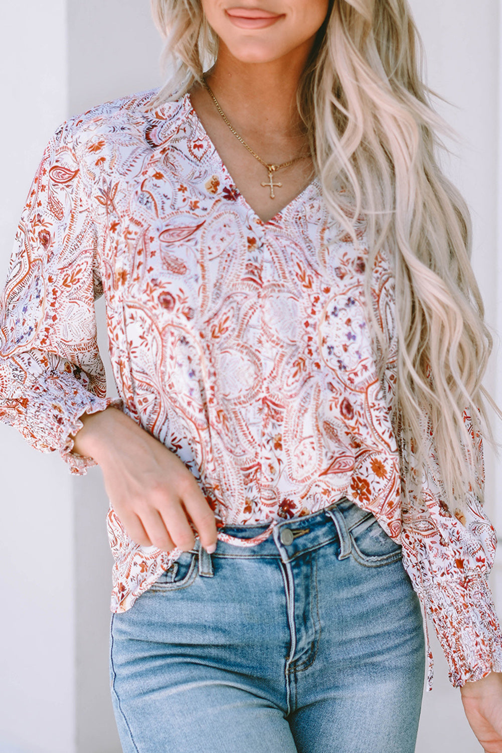 Vurig rode vintage boho print blouse met geplooide manchetten