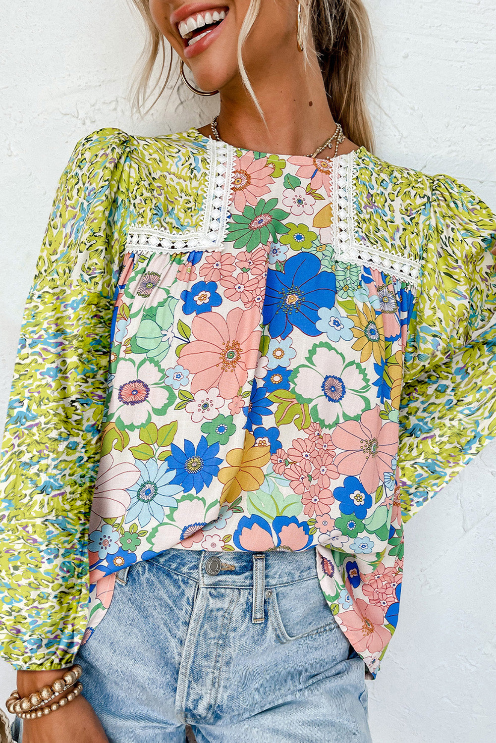 Groene blouse met lange mouwen en gemengde bloemenprint