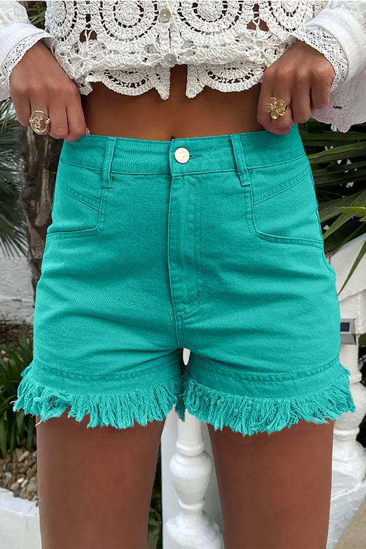 Turquoise denim shorts met gerafelde rand en middelhoge taille