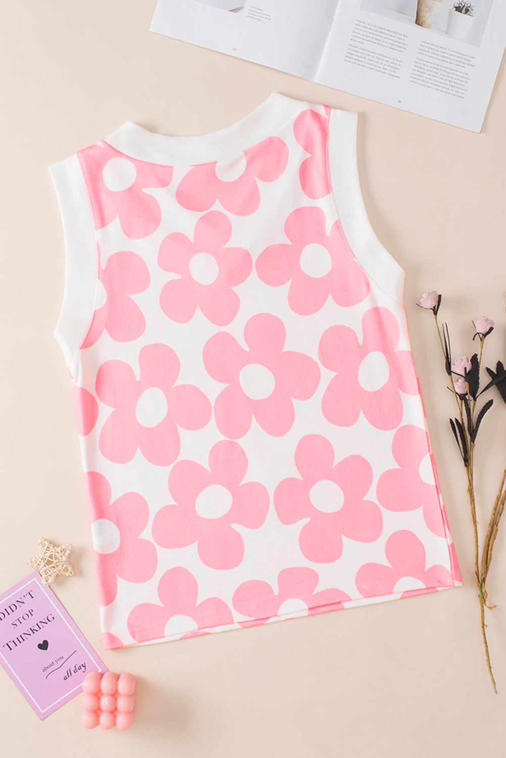 Roze schattige bloem gebreide tanktop met V-hals