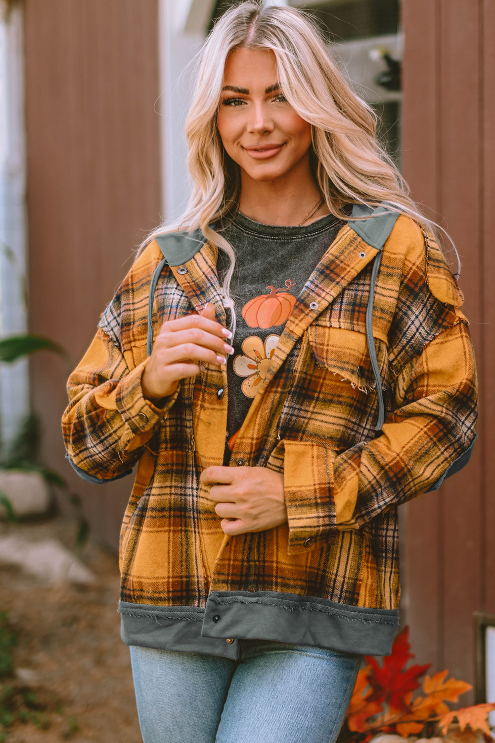 Oranje geruite patch capuchon gerafeld drukknoopjack