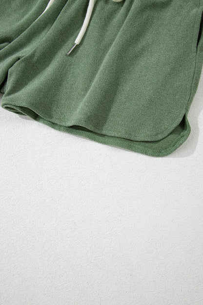 Ensemble deux pièces en polaire verte avec pull court et short