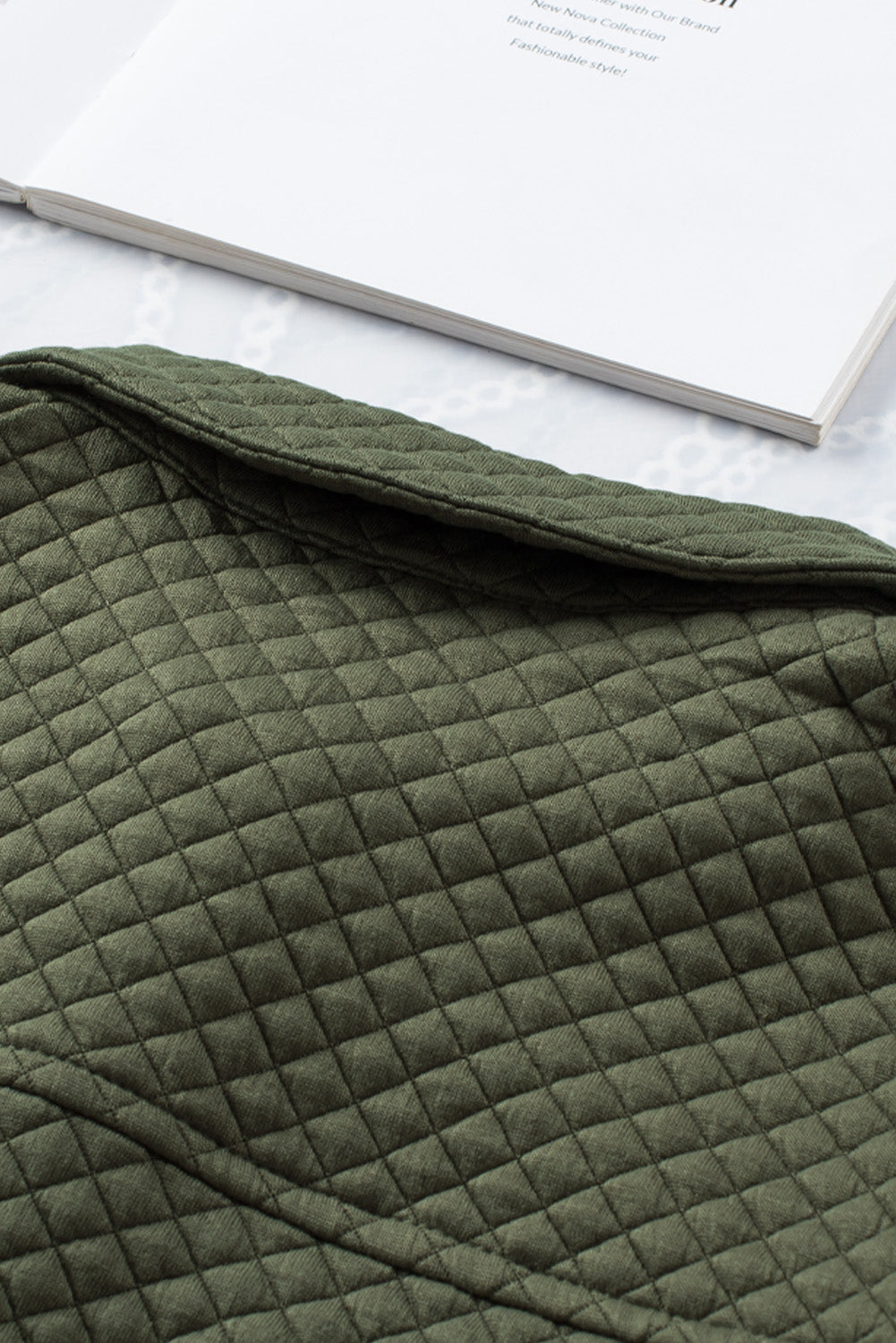 Groene Retro Quilted Flap Pocket Knoop Shacket