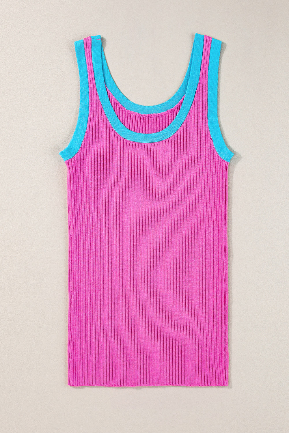 Zwarte geribbelde tanktop met U-hals en geribbelde rand met zwarte colorblock-rand