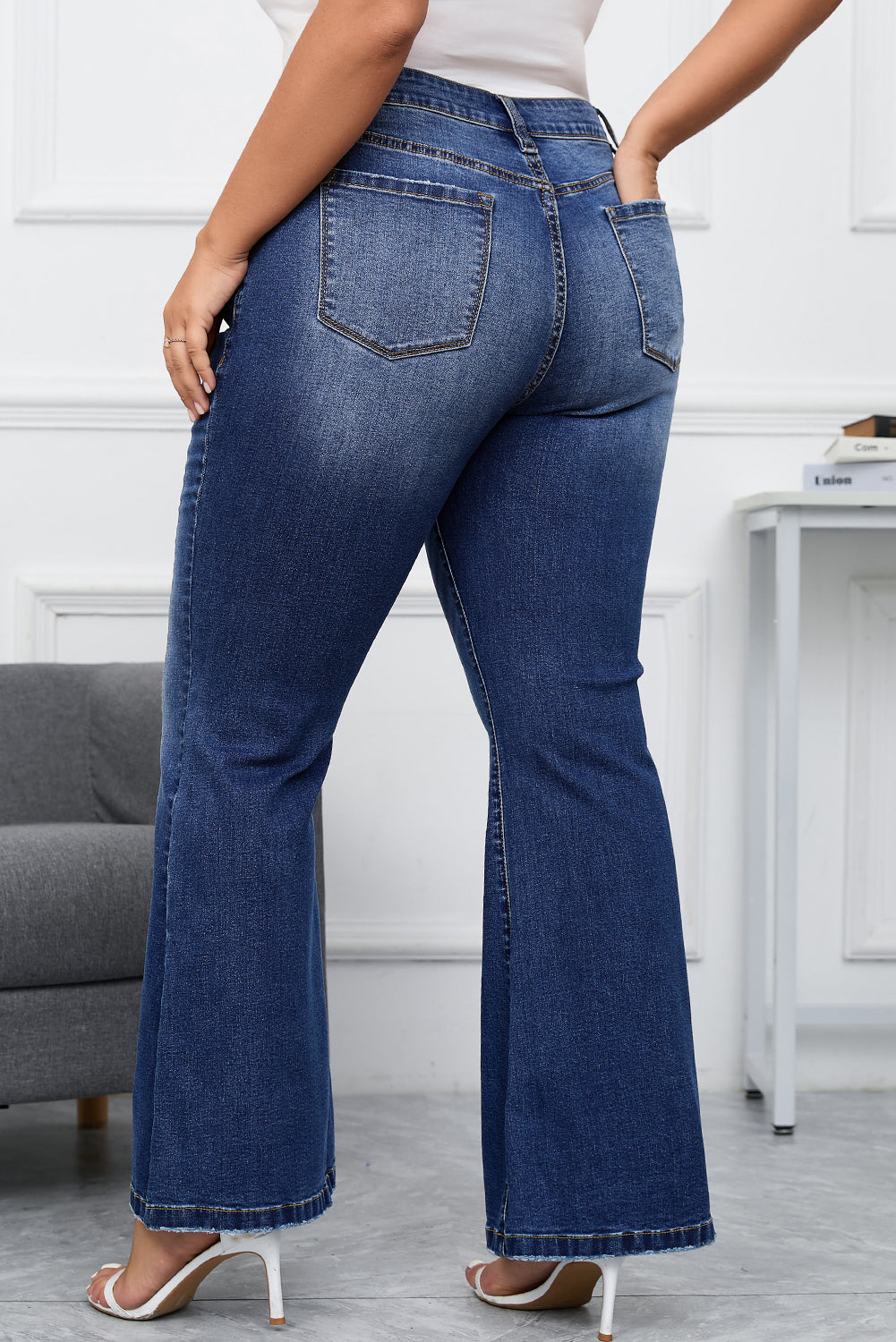 Donkerblauwe Plus Size Gestikte Gewassen Flare Jeans