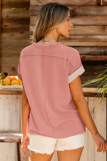 Abrikoosroze getextureerd colorblock ronde hals T-shirt