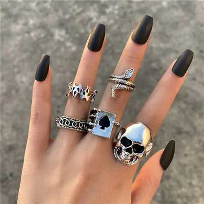 Gothic Chain Rings Set