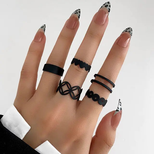 Party Black Ring Set