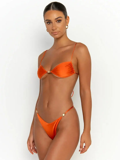 Sexy push-up bikini met microstring