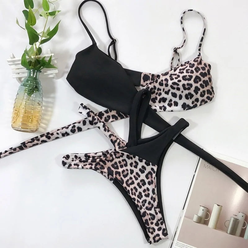 Bikiniset met hoge taille en luipaard- en slangenprint